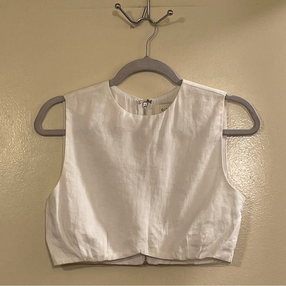 DISSH White Crop Top - Picture 4 of 8